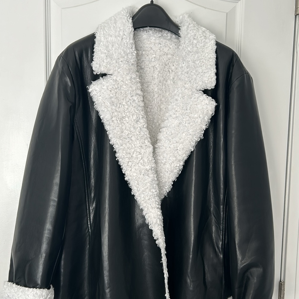 New Alice and Olivia reversible Shan coat - Picture 6 of 12